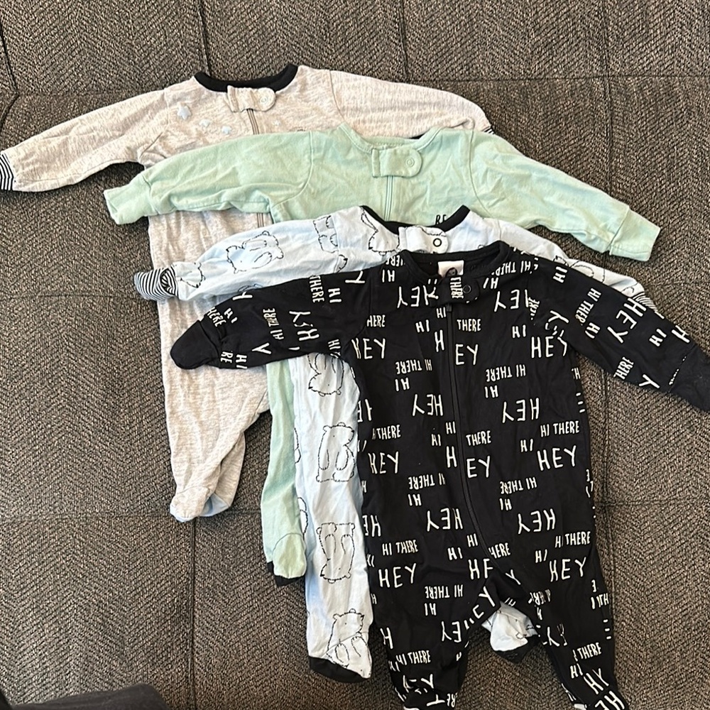 Newborn Onesie Set